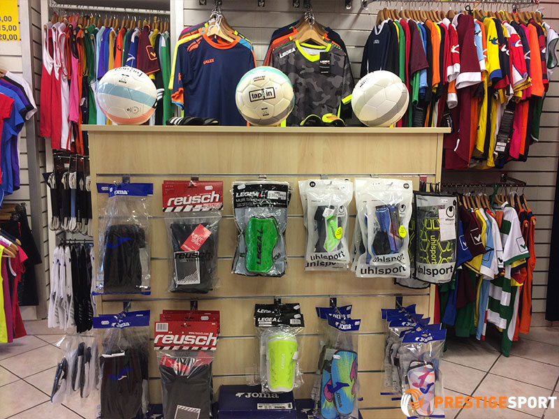 PrestigeSport negozio di abbigliamento sportivo a Roma