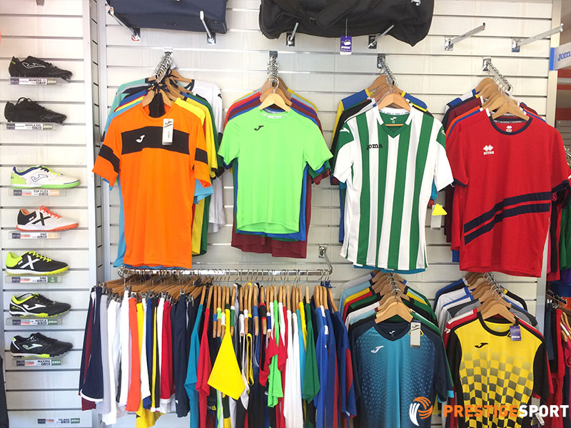 PrestigeSport negozio di abbigliamento sportivo a Roma